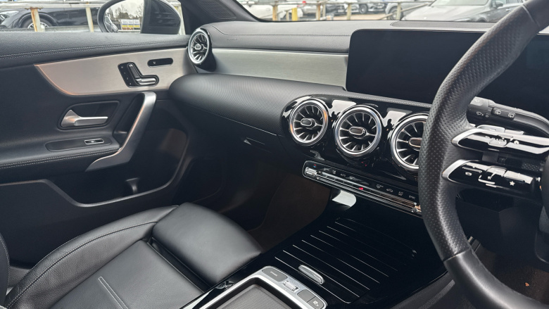 Mercedes-Benz CLA 220d AMG Line Premium Plus 5dr Tip Auto Diesel Estate